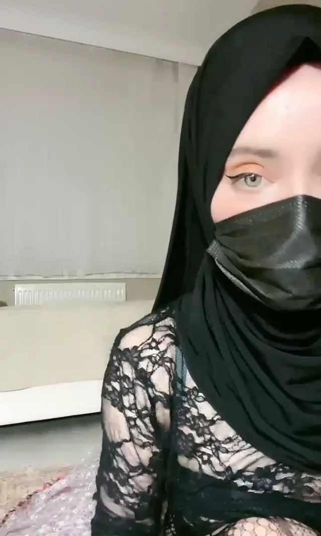 Türbanlı Boncuk ifşa Normal yayın videosu — Türbanlı Boncuk — Canlı Yayınlar · sahne 3
