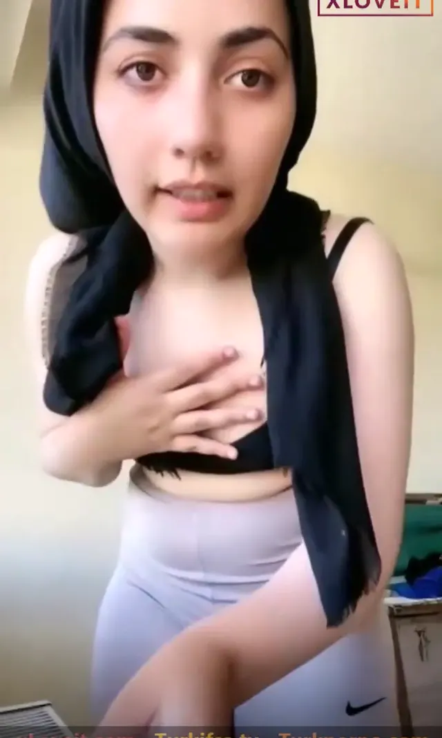 Türbanlı Donat ifşa Amcığı taytını yırttı yırtacak — Türbanlı Donat — Bedava Porno · sahne 3