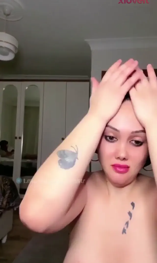 Türbanlı meltem ifşa Efso hatundan nude yayın seyret — Tango Meltem — Canlı Yayınlar · sahne 2