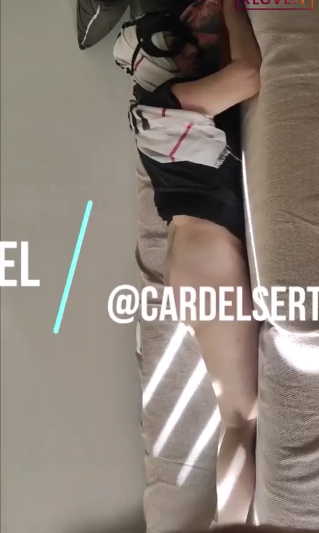 Türbanlı Porno cardel olgunun ağzına verip sikti — Cardel — Konulu Porno · sahne 3
