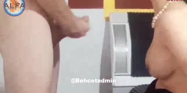 Türk Mature Sakso Alfa Erkek ağza verdi — Amatör Porno · sahne 3