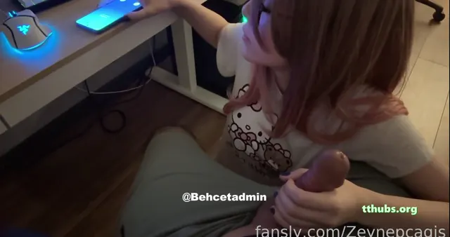 Zeynep Çağiş Fansly 2 — Zeynep Çağış — Türk ifşa · sahne 2