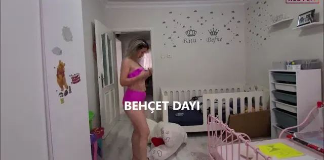 Zeynep Tümbek ifşa Katıl Youtube Part 66 seyret — Zeynep Tümbek — Bedava Porno · sahne 2