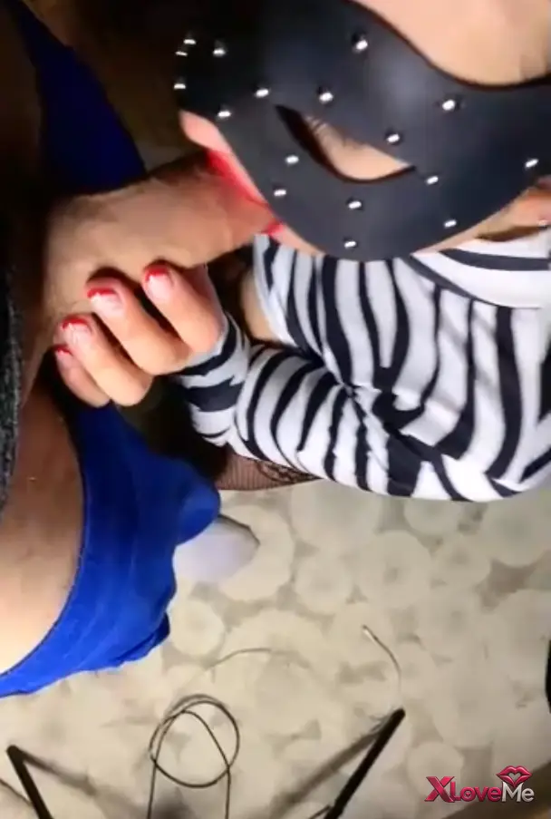 Rokettube — Canlı Seks Öykü saksko çekip sex yaptı