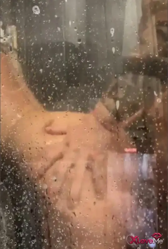 Olgun Porno — Dancer Aybik Porno Duşta sakso sikiş videosu — Tango Aybik