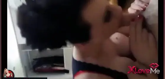 Escort özlem sakso çekerken sik beni diye haykırıyor