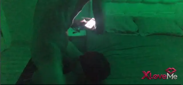 Olgun Porno — Evlerini keraneye çeviren karı koca Amatorcift34 Porno