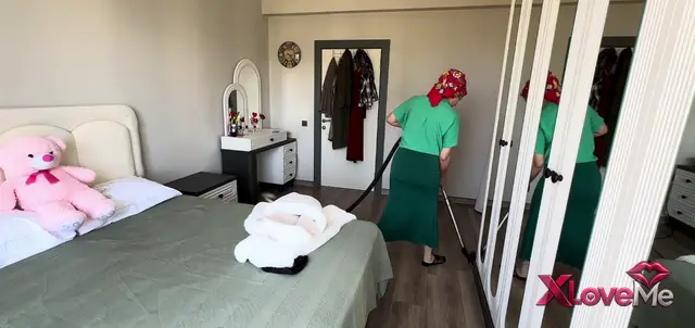 Para Karşılığı Porno — Fatmayla Her telden ifşa Lavaboyu temizledi — Fatma ile Her Telden