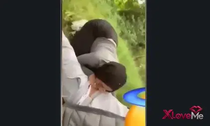 Amatör Porno — Parkta Suriyelinin ağzına veriyor