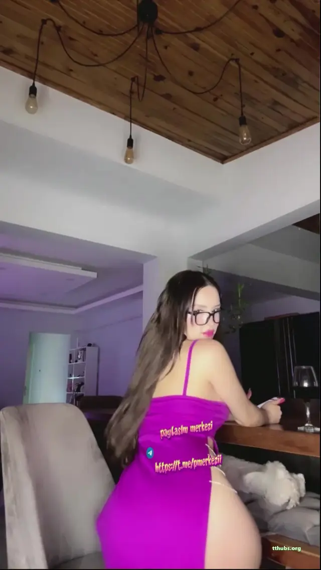 Pink Özel — Tango Pink