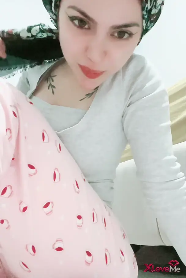 Türbanlı İfşa — Ponçik Özlem ifşa Tango canlı yayın videosu — Ponçik Özlem