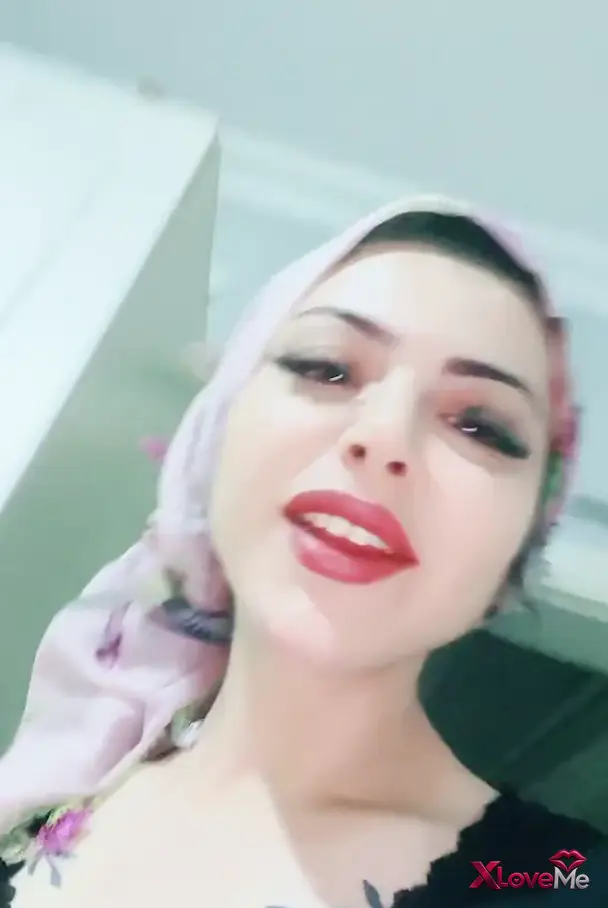Türbanlı İfşa — Ponçik özlem ifşa Türbanlı kızın tango videoları Part 4 — Ponçik Özlem