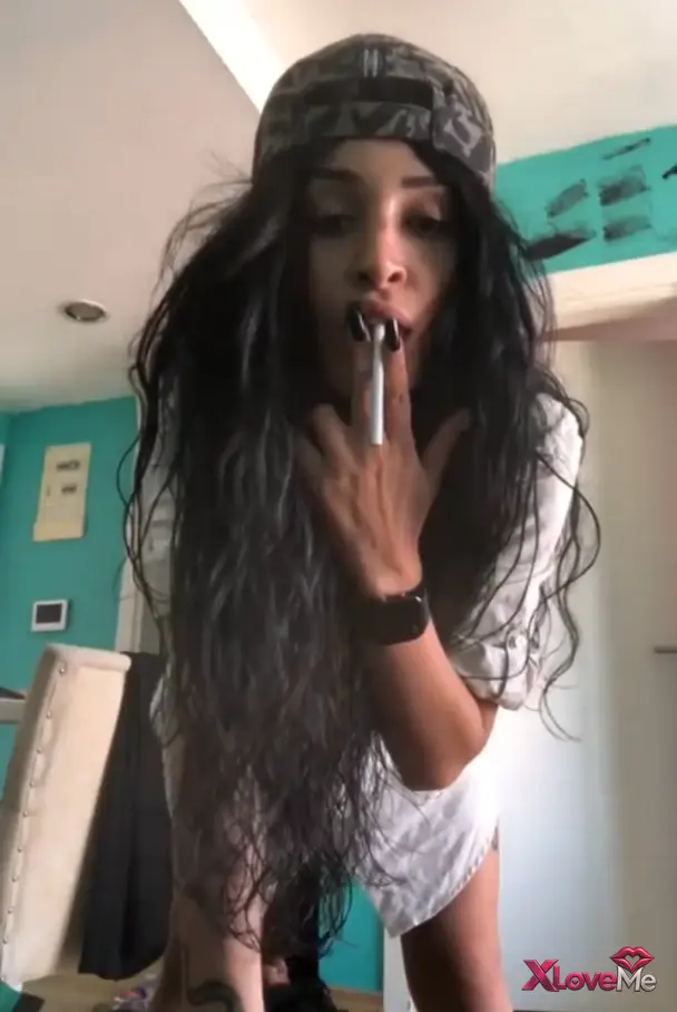 Seçil Çiftçi ifşa Sexy kızdan nude danslı yayın — Seçil Çiftçi