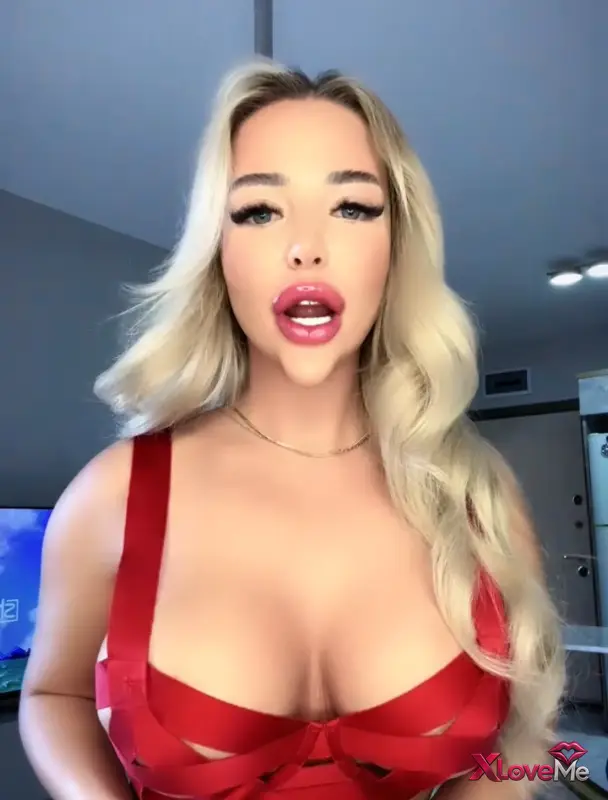 VIP ifşalar — Selin ifşa Heryeri yapılı kızdan nude yayın — Selin