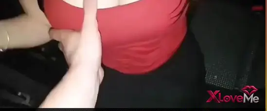 Olgun Porno — Sexy hatunu dışarda arabada sikti