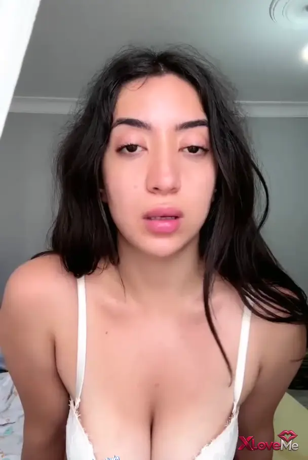 Reklamsız Porno — Tango Asen tüm seksiliğiyle canlı yayında — Tango Asen