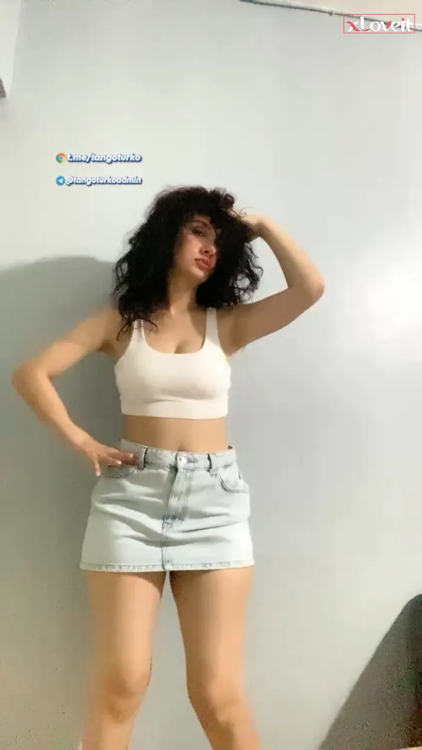 Tango Elo ifşa Seksi kıvırcık hatundan yayın — Elo