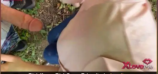 Olgun Porno — Türbanlının ağzına verip sikiyor yol kenarında