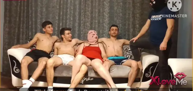 HD Pornolar — Türk porno film izle Nurten hanımı 3 genç sikiyor
