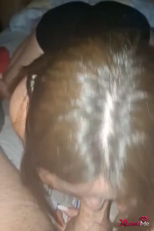 Kapalı Porno — Türk Porno Türbanlı Biricik zevkle yarrak yaladı — Tango Biricik