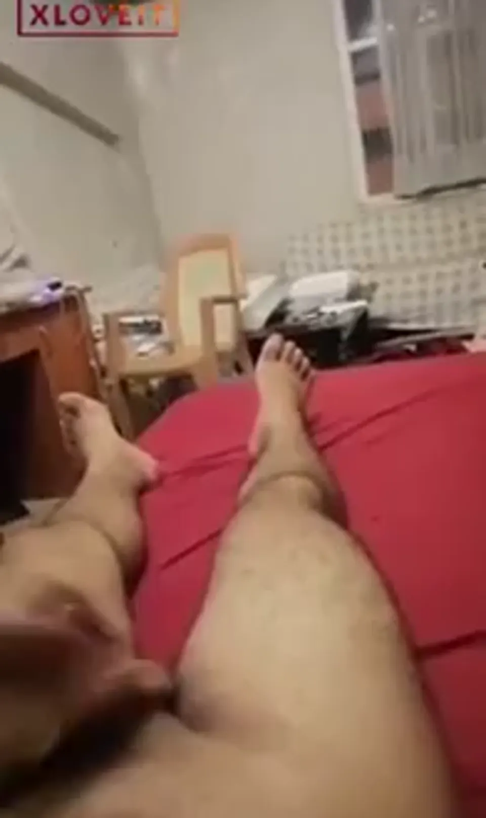 Rastalı kız sakso çekip siktiriyor — Amatör Porno