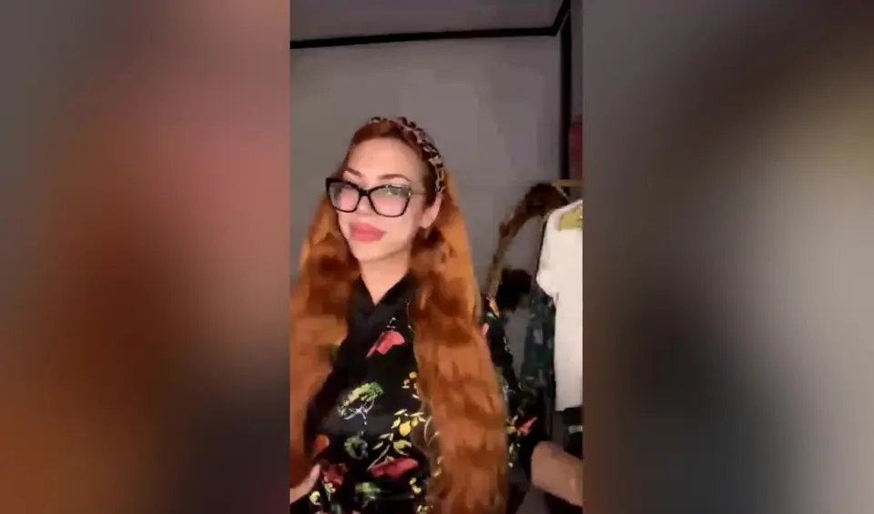 Seydanur Tunc Telegram Vip Ifsa Canli Yayin Kavgali Yayin 14112025 Part 1 — Şeydanur Tunç — Canlı Yayınlar