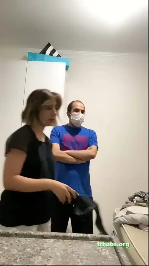 Suzan Ve Kankası Komşu Ile — Türk ifşa
