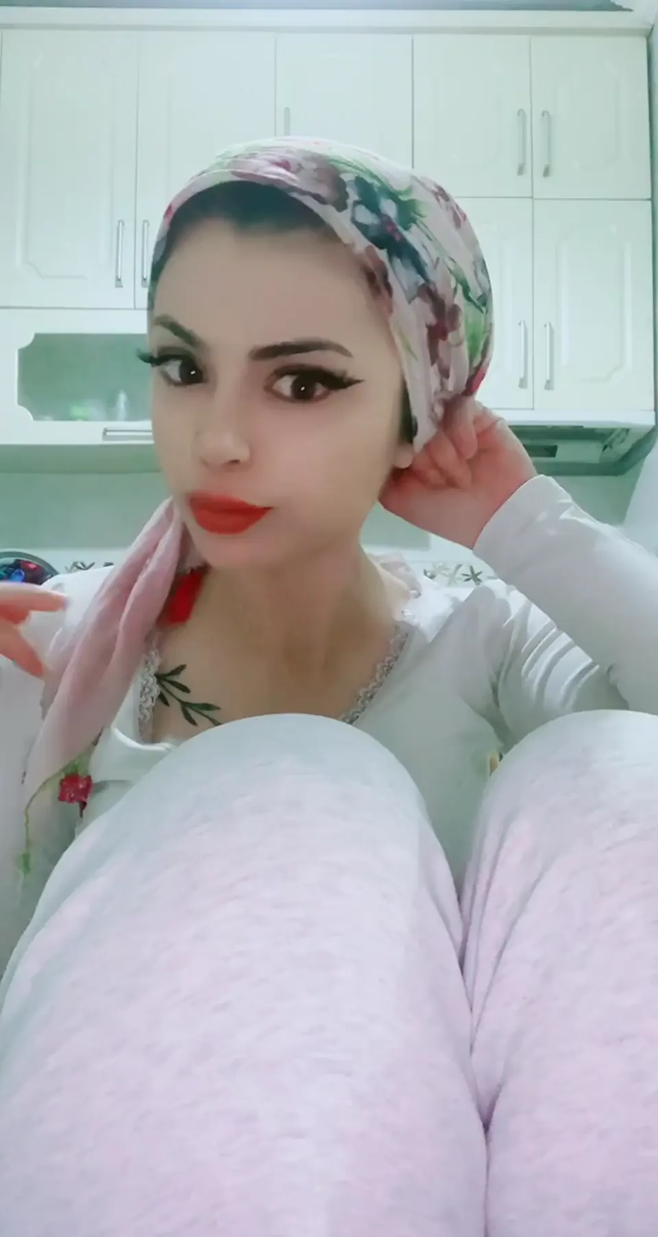Tango Ponçik Özlem ifşa Türbanlı yayın video Vol 4 — Ponçik Özlem — Canlı Yayınlar